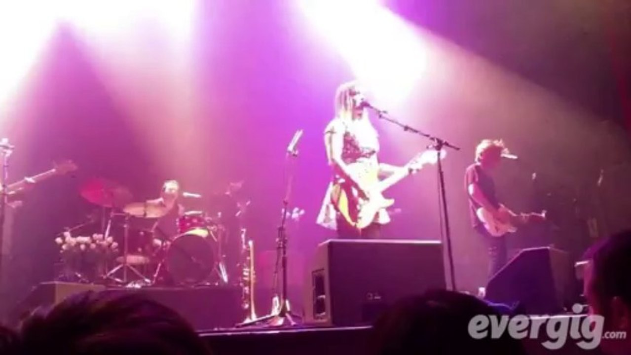 Julia Stone "Here for the night" - La Cigale - Concert Evergig Live - Son HD