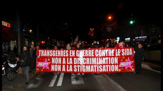 Manifestation d'Act Up Paris pour la Journée mondiale contre le sida 2013