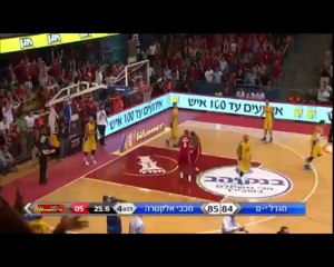 Ασίστ... του διαιτητή