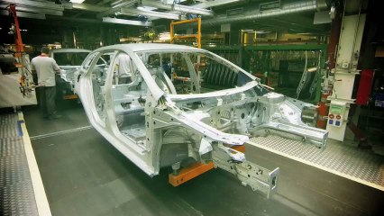 L'assemblage d'une Seat Leon ST résumée en 2 minutes