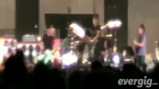 Pearl Jam Do the Evolution - O2 Stadium Berlin - Concert Evergig Live - Son HD