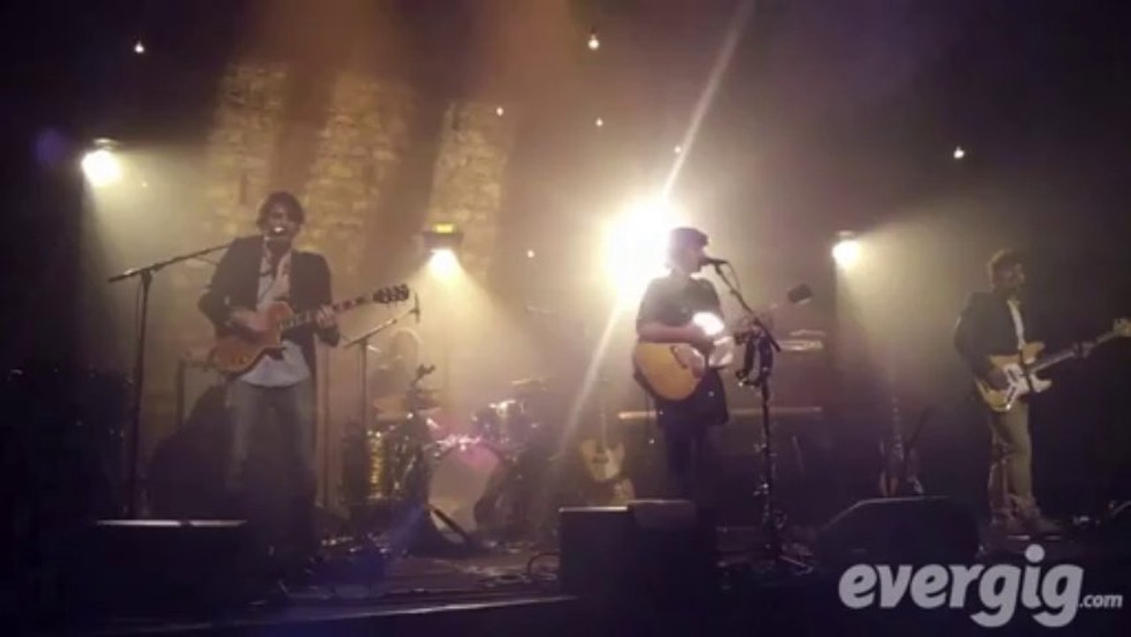 Elisa Jo "Milk and honey" - Café de la danse ...