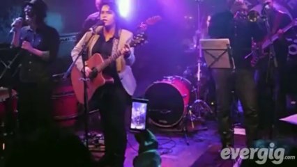 Virgule "Elle est belle la vie" - La Dame de Canton - Concert Evergig Live - Son HD