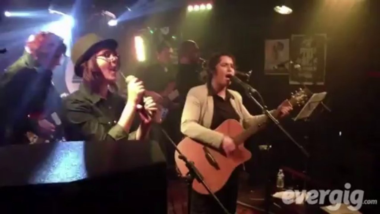 Virgule "Terroristes" - La Dame de Canton - Concert Evergig Live - Son HD