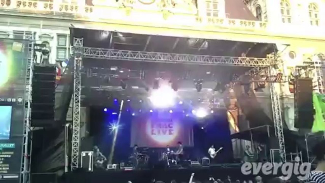 Pony Pony Run Run "Everywhere I go" - Hotel de Ville - Paris - Concert Evergig Live - Son HD