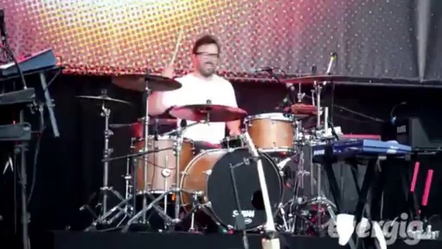 Pony Pony Run Run Walking on a line - Hotel de Ville - Paris - Concert Evergig Live - Son HD