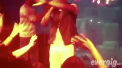 Axel Tony "Au delà des mots" - Aquarium de Paris (cinéaqua) - Concert Evergig Live - Son HD