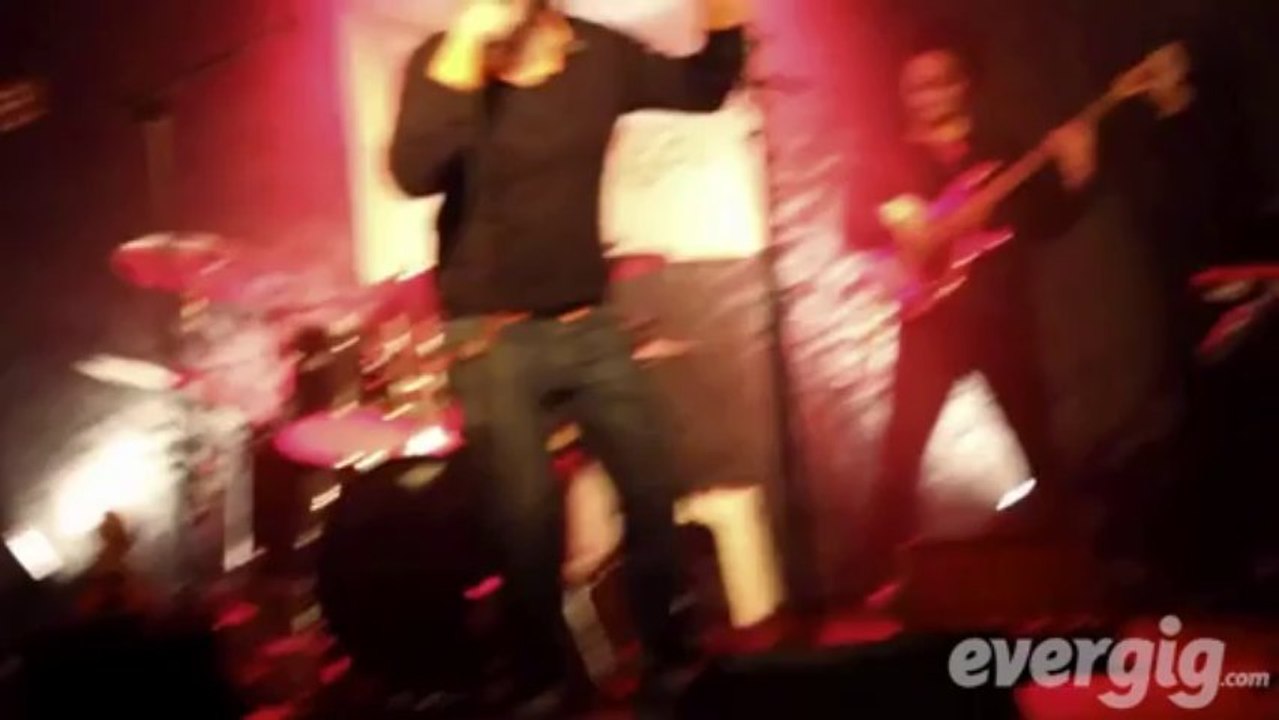 Rugaï "Les pieds dans le plat" - Le Sentier Des Halles - Concert Evergig Live - Son HD