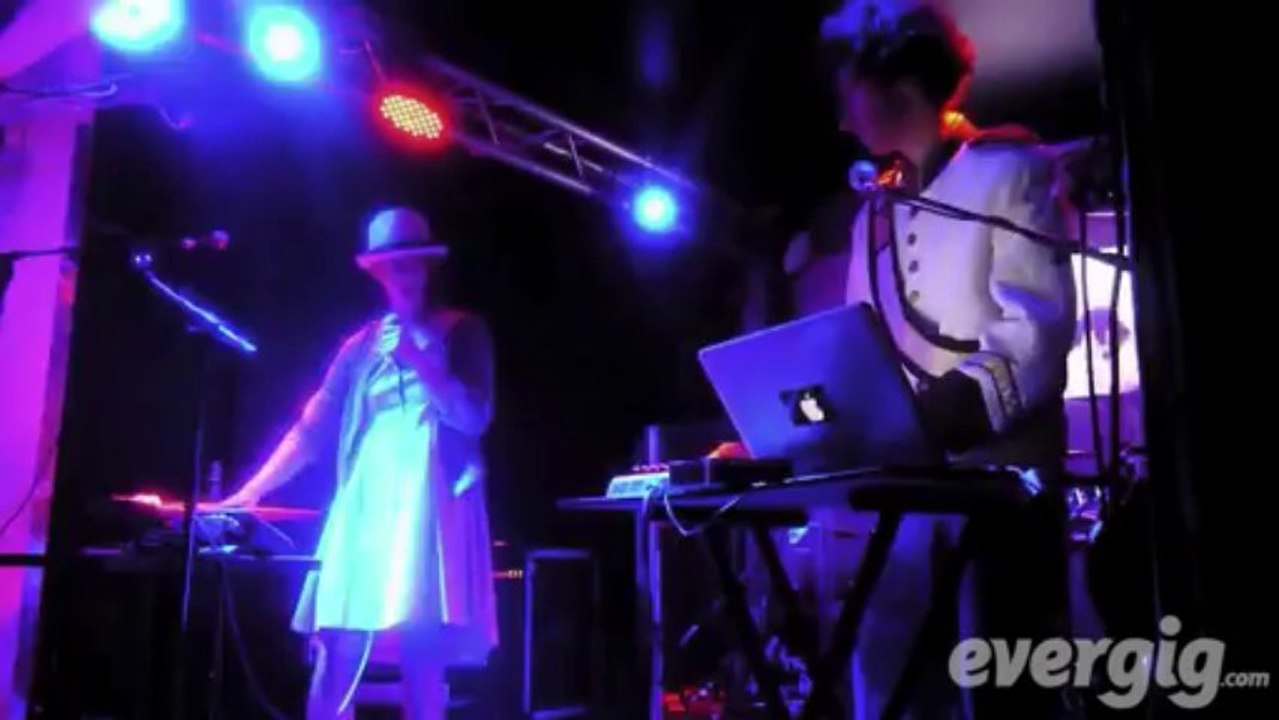 Lunivers "Number 3" - L'international - Concert Evergig Live - Son HD