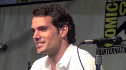 Henry Cavill Beats Robert Pattinson to Sexiest Man Title