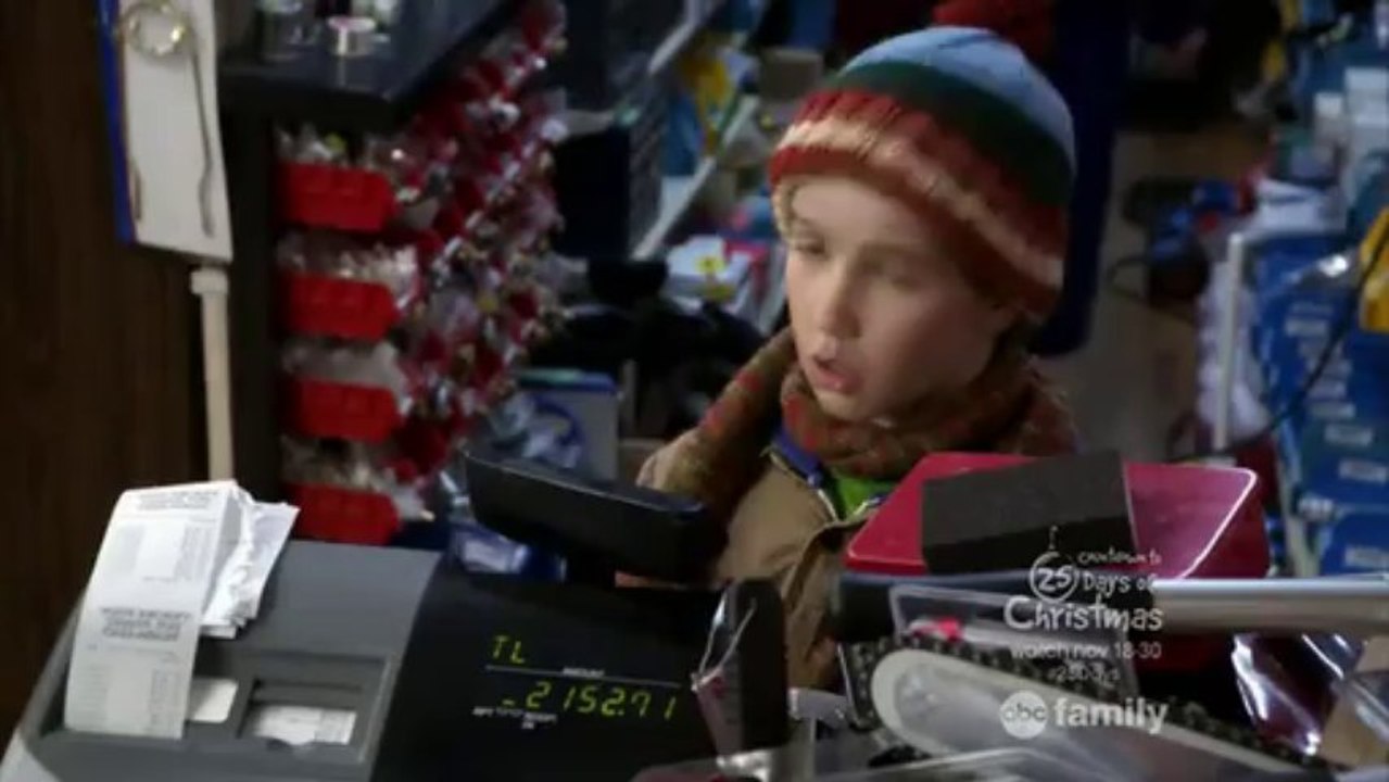 Comparing Home Alone and Home Alone: The Holiday Heist