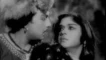 Vettai Aadu Vilayadu - Arasa Kattalai - M.G.R, Saroja Devi - Tamil Classic Song