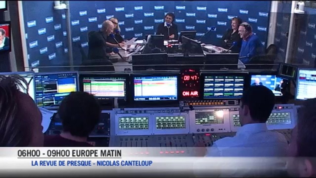 Hollande : "Il m'a pissé dessus, c'est un signe ?"