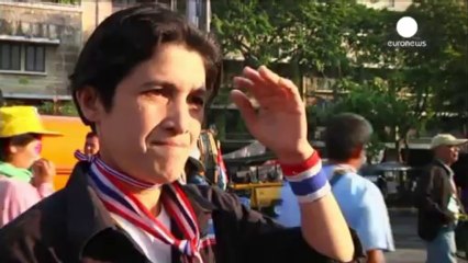 Thailandia, la resa del governo  I manifestanti nei palazzi del potere