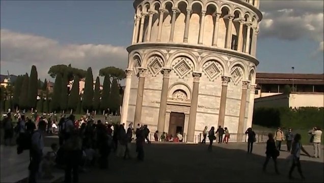 Leaning tower of Pisa - One of Most Popular Tourist Attraction of Italy. Europe Tours