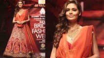 Esha Gupta Walks For JJ Valaya Show @ AVIBFW 2013 !