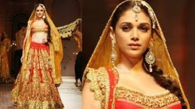 Aditi Rao Hydari Walks The Ramp For Preeti S Kapoor Show @ AVIBFW 2013 !