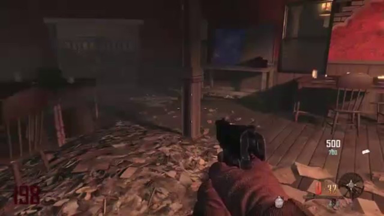 Black Ops 2 Zombies Glitches: Unlimited MP5 Ammo Glitch on Mob of the Dead + Pileup Glitch