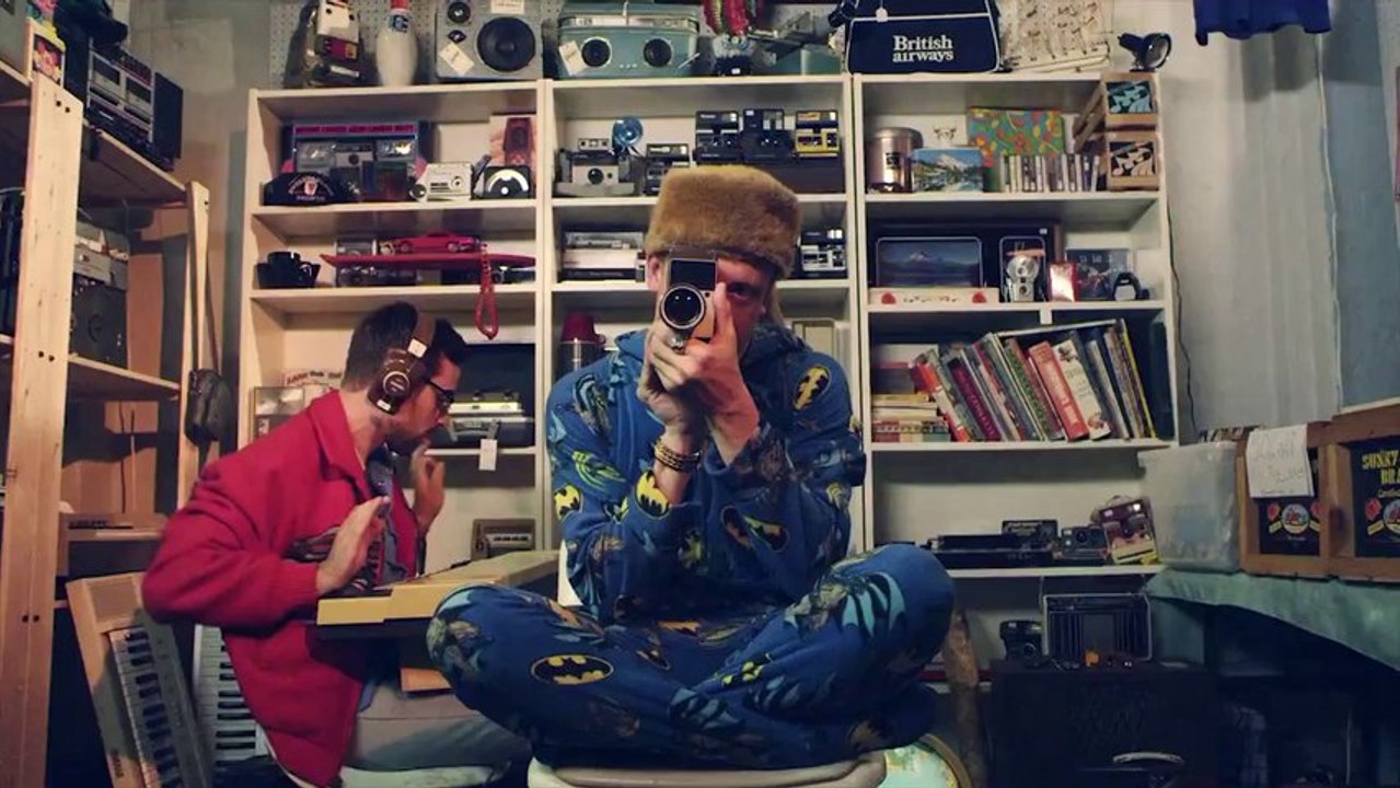 DJ Earworm Mashup - United State of Pop 2013