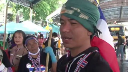 هدنة هشة في شوارع بانكوك قبل الاحتفالات بعيد ميلاد الملك