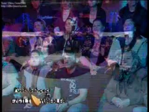 Bana Bir Gül Ver Onur Akın Pınar Yıldız Ezgili Yürekler