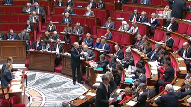 Le coup de sang de Jean-Marc Ayrault à l'Assemblée contre la droite sur le Bretagne