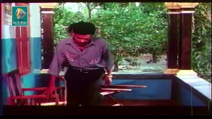 Malayalam Family Comedy movie Vakkeel Vasudev Clip 18