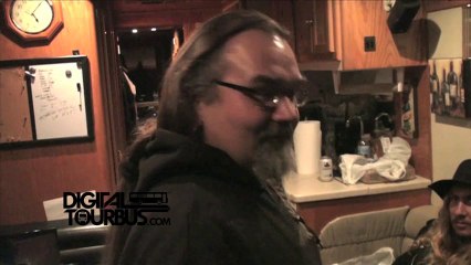 Korpiklaani - BUS INVADERS Ep. 380