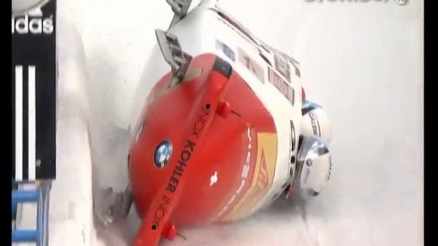 Swiss bobsled crashed in Calgary