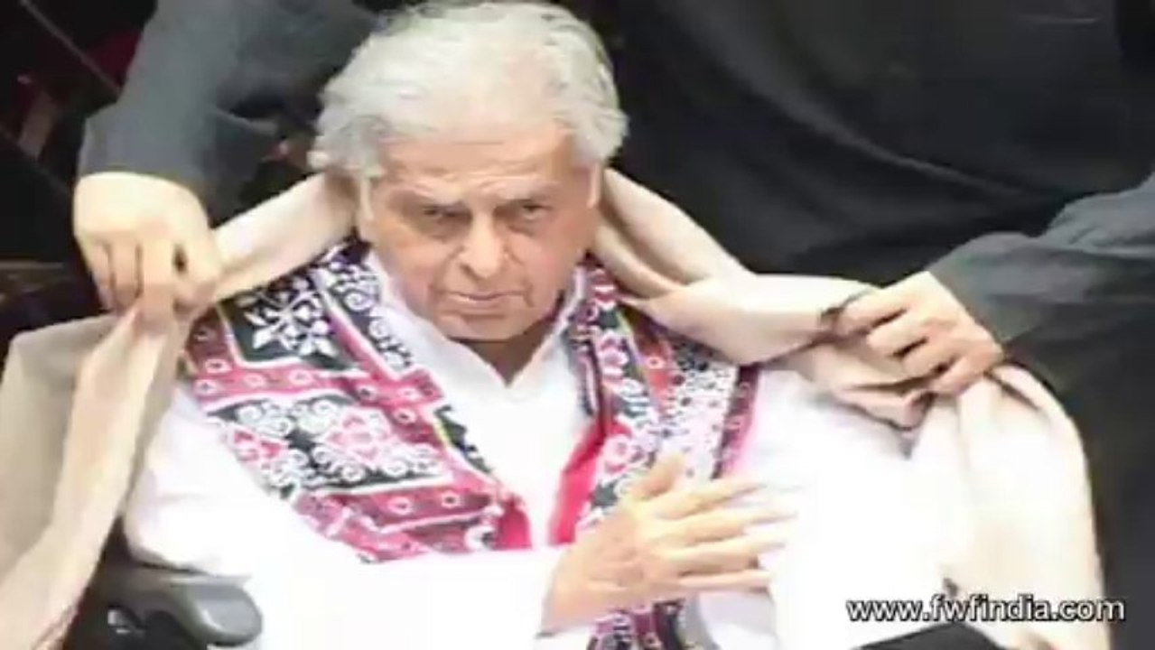 (Beat Bullet) Shashi Kapoor's hand impression unveiled