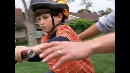 Öz-özünü təmir edən daş blok