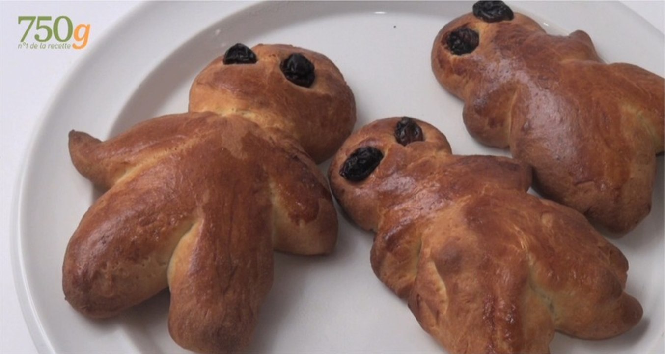 Recette des Mannelés ou Petites brioches de St Nicolas - 750 Grammes