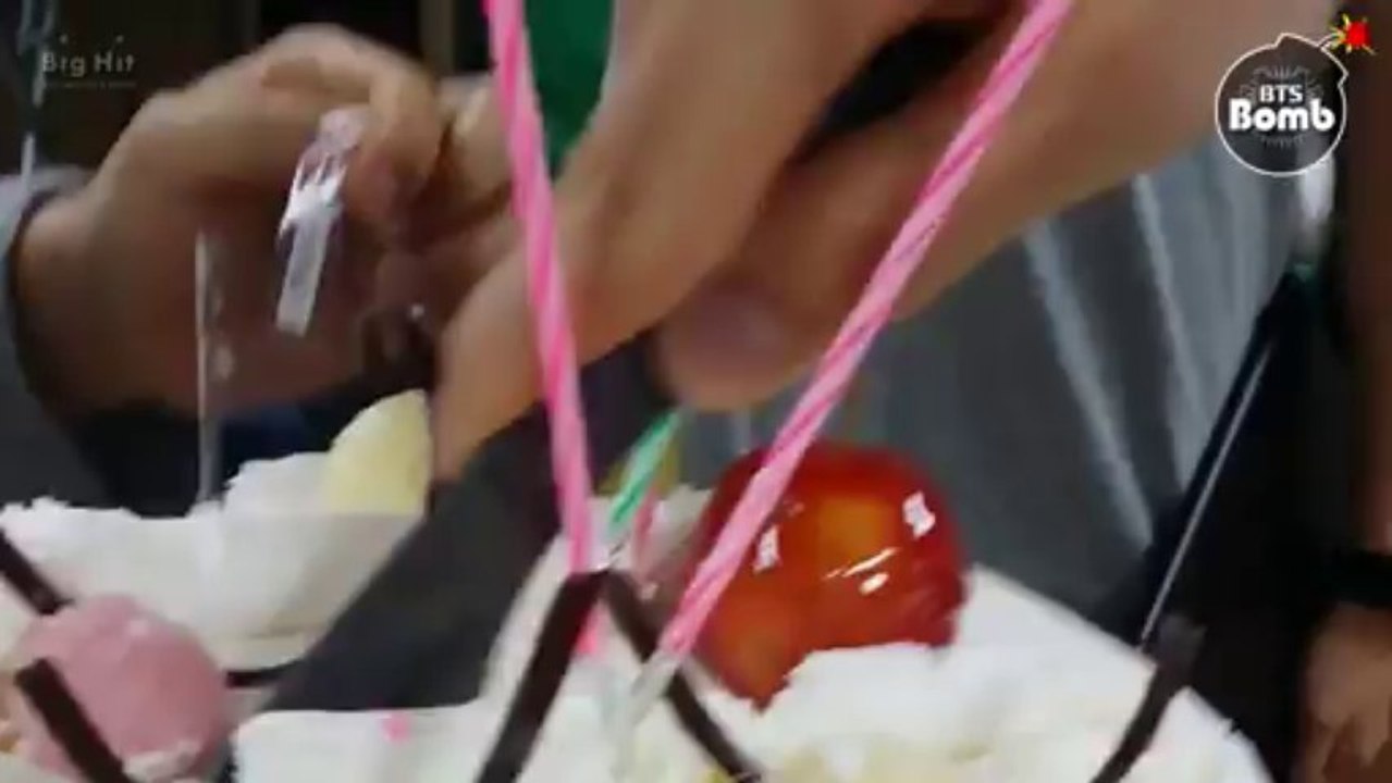 [BANGTAN BOMB] Jin's Bithday Party ^^