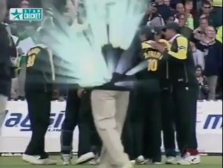 Stunning catch by Saeed Anwar