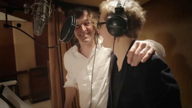 Arc en ciel, la chanson du Téléthon 2013 - Interview Cali