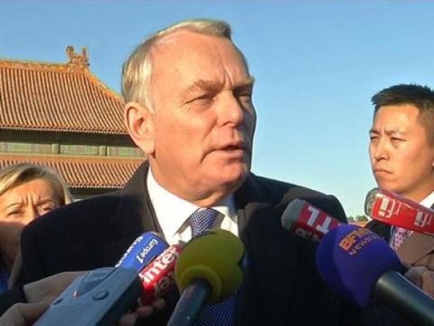 Depuis la Chine Ayrault accueille favorablement un accord entre Renault et Dongfeng - 05/12