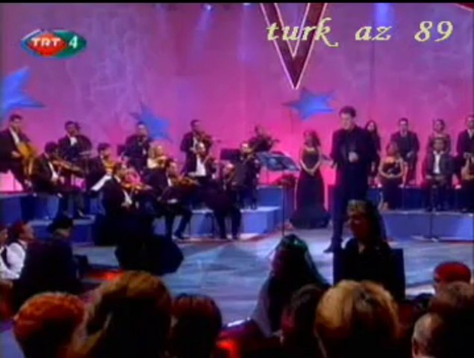 Ahmet ÖZHAN-Ömrümce O Saf Aşkını Kalbimde Yaşatsam