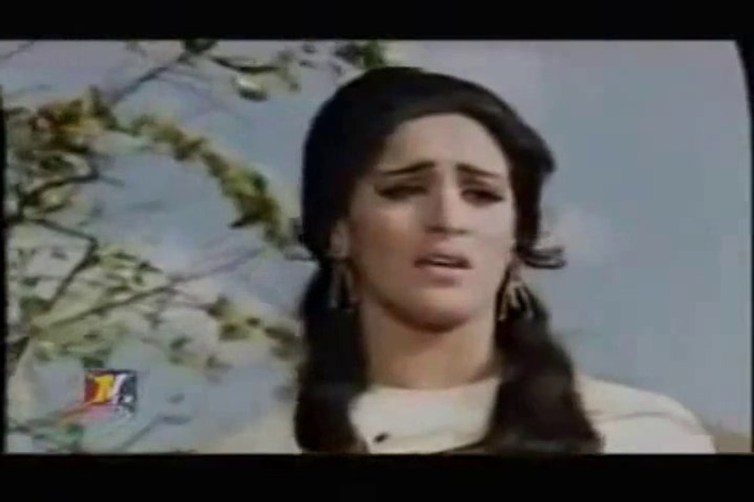 LATA MANGESHKAR - Na Tum Bewafa Ho Na Hum Bewafa Hain - EK KALI MUSKAI