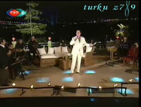 Ahmet ÖZHAN-Ben Seni Unutmak İçin Sevmedim