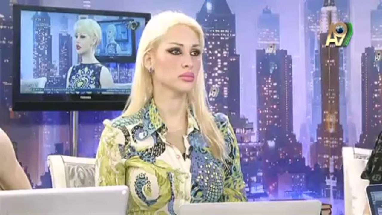 Yasemin Kiriş, Didem Rahvancı, Gülşah Güçyetmez, Ceylan Özbudak, Aylin Kocaman, Didem Ürer, Ebru Altan and Damla Pamir's live talk on A9 TV with simultaneous interpretation (Apr. 21, 2013)