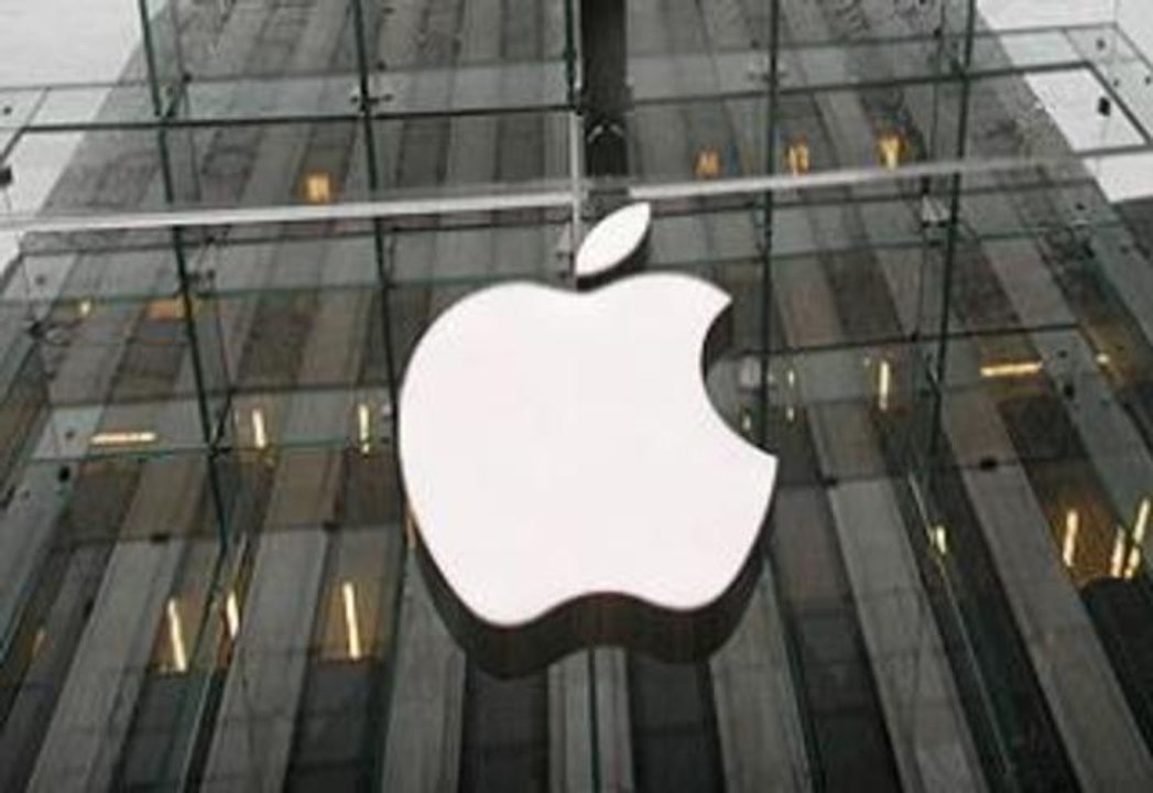 Tech Movers: Apple Inc (AAPL), China Mobile Ltd (CHL)