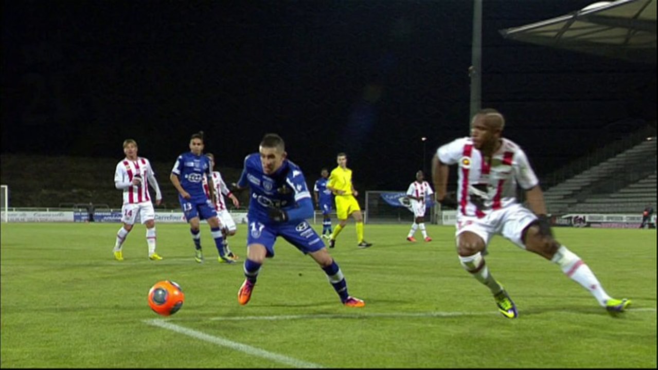 But Florian RASPENTINO (9ème) - AC Ajaccio - SC Bastia - (1-1) - 04/12/13 (ACA - SCB)