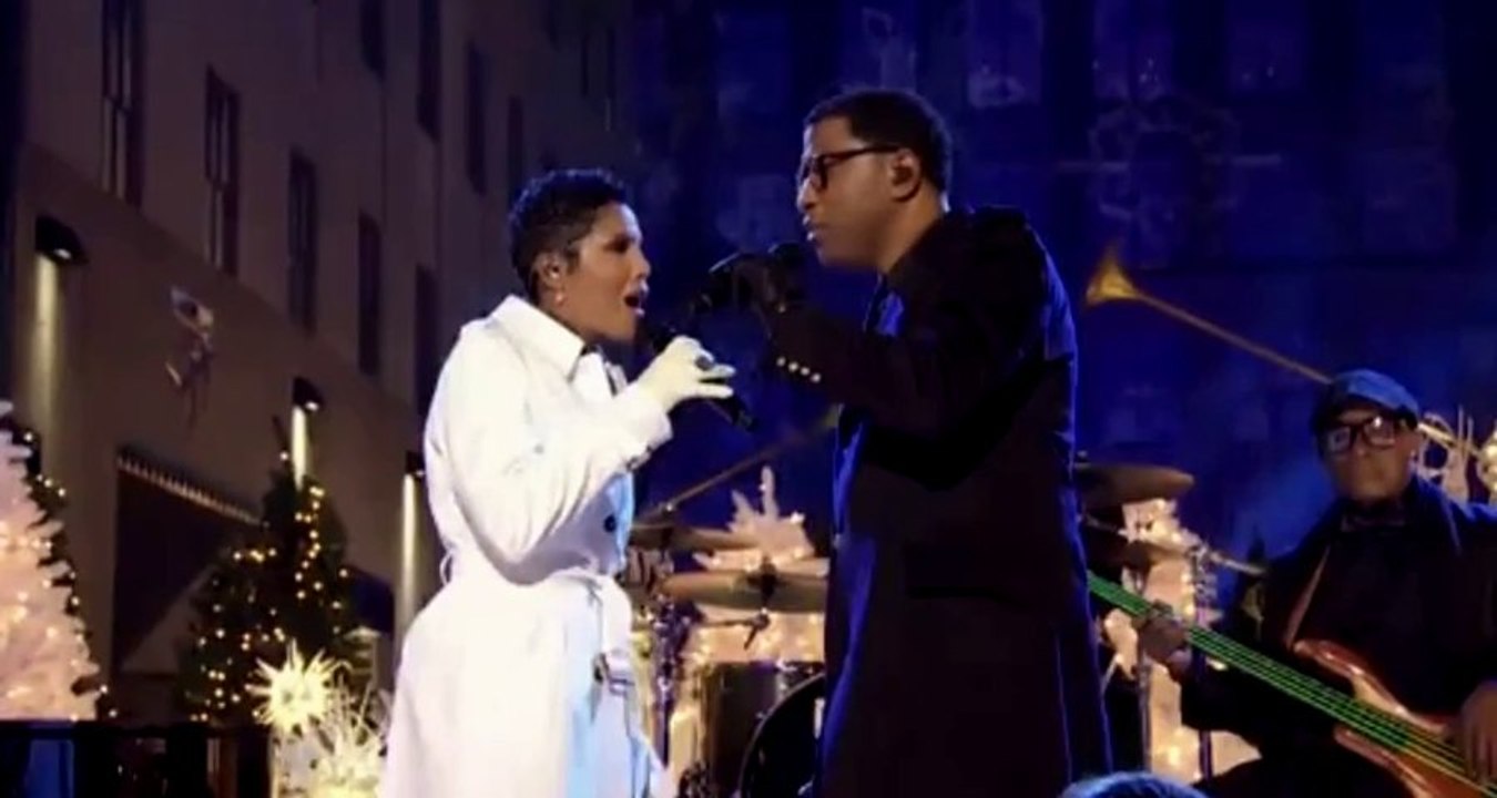 TONI BRAXTON & BABYFACE " Have Yourself a Marry Little Christmas " Live at the Rockefeller Center 04/12/2013 (HD - Part 3).