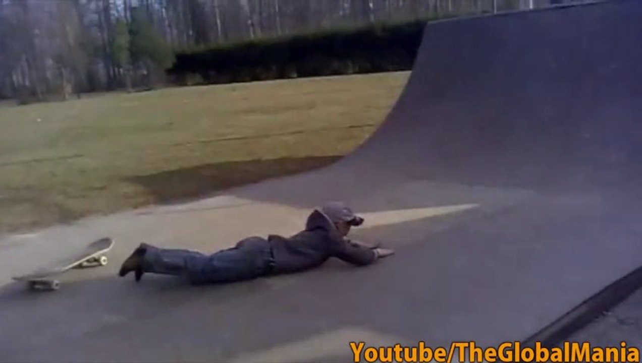 The Half Pipe Skateboard Slam