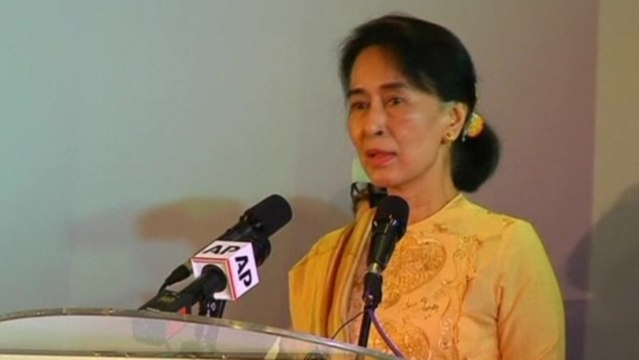 Myanmar's Suu Kyi says Mandela raised the standard of humanity