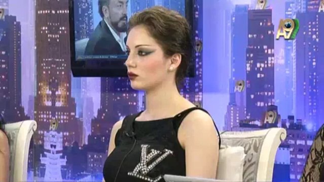 Sayın Hüseyin Çelik’in konuşmaları çok güzel. Kürt, Laz, Çerkes hepimiz biriz.