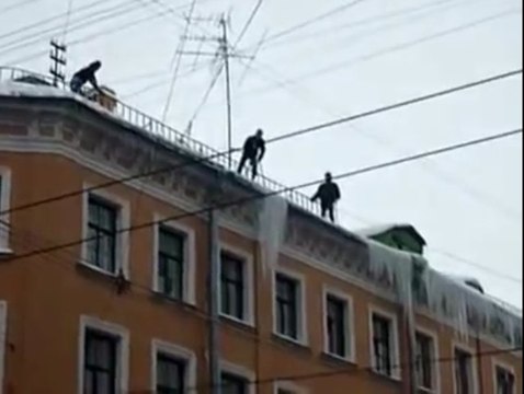 Removing Icicles From Roof Fail