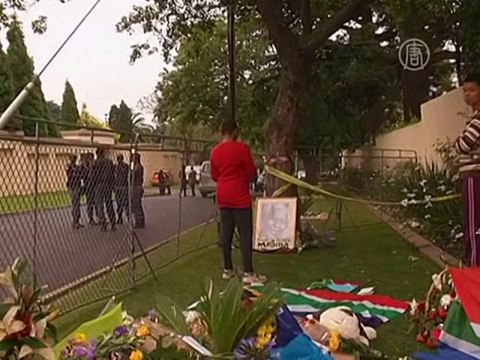 Первый президент ЮАР Нельсон Мандела скончался