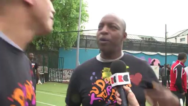 Les artistes Orange RockCorps célèbrent la Journée Mondiale du Bénévolat