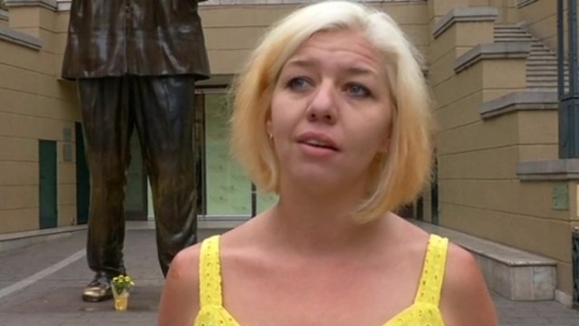 South Africans mourn the passing of Nelson Mandela